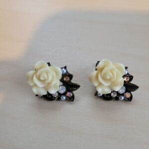 Elegant Cream Rose Earrings